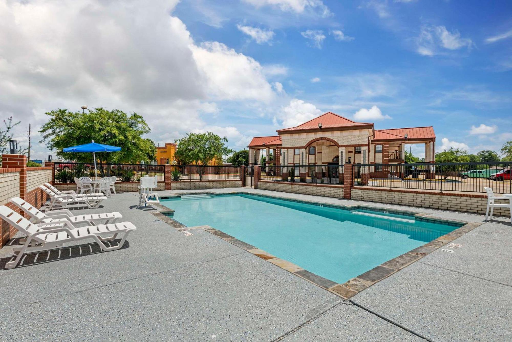 Quality Inn & Suites New Boston Luaran gambar