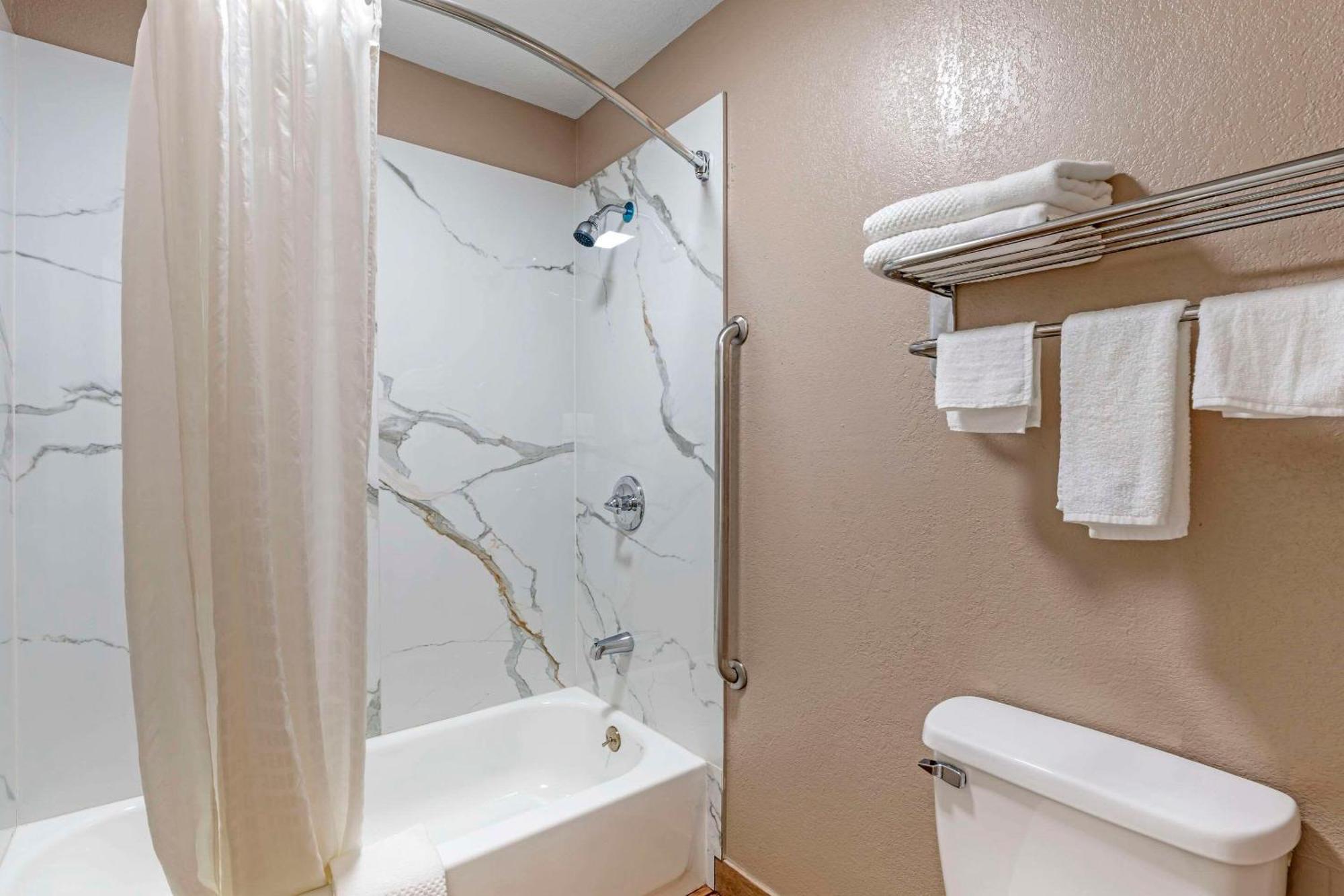 Quality Inn & Suites New Boston Luaran gambar