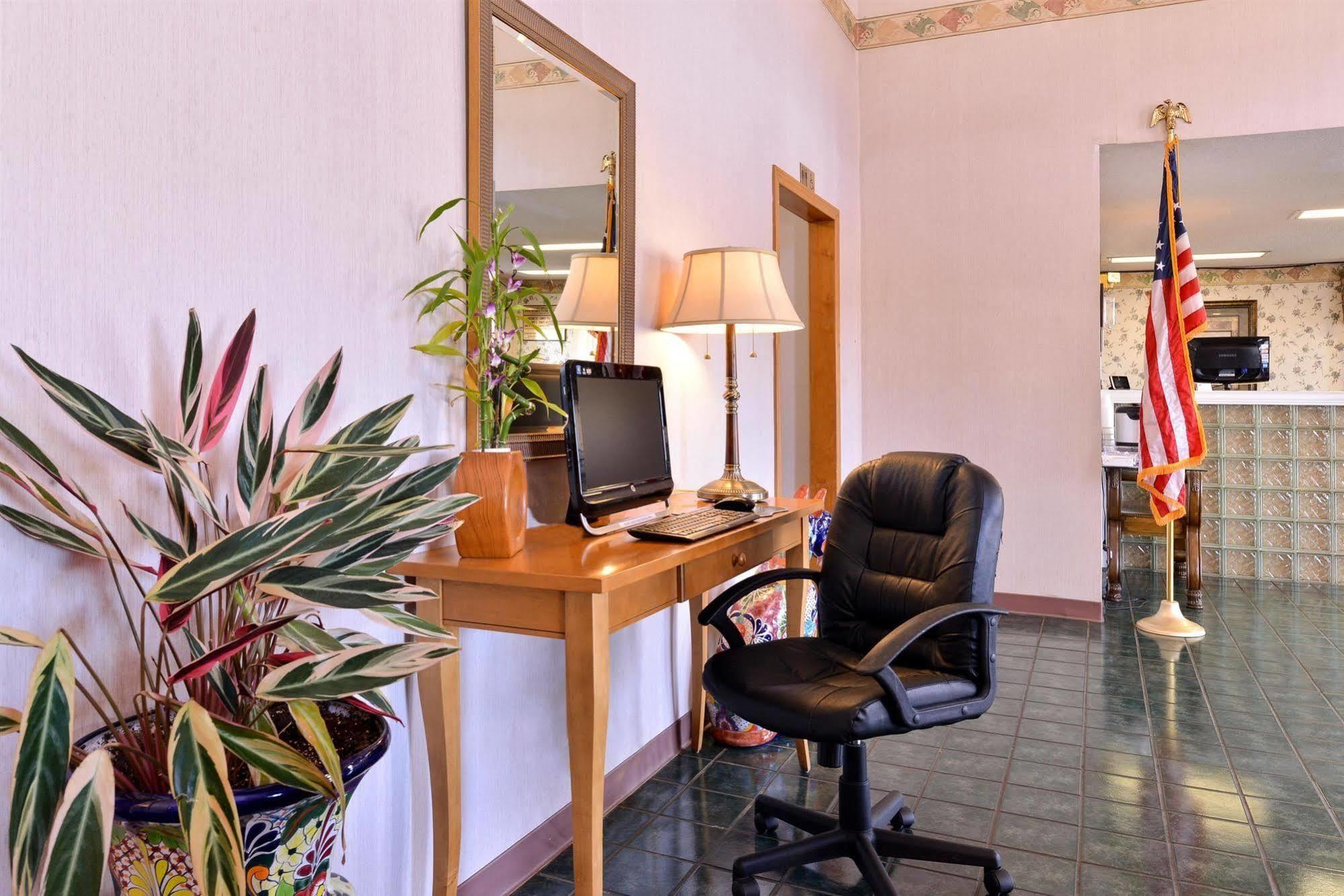 Quality Inn & Suites New Boston Luaran gambar
